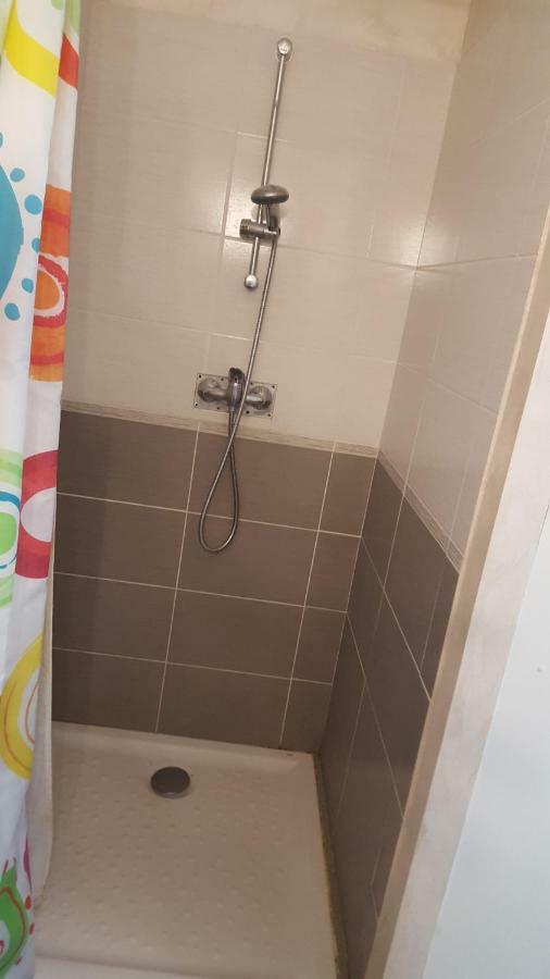 Du Pic 105m2 , 4 De Plain-pied Avec Piscine A Montfaucon Holiday home