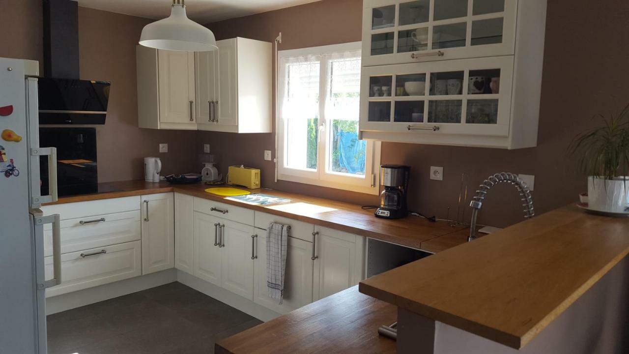 Du Pic 105m2 , 4 De Plain-pied Avec Piscine A Montfaucon Holiday home *